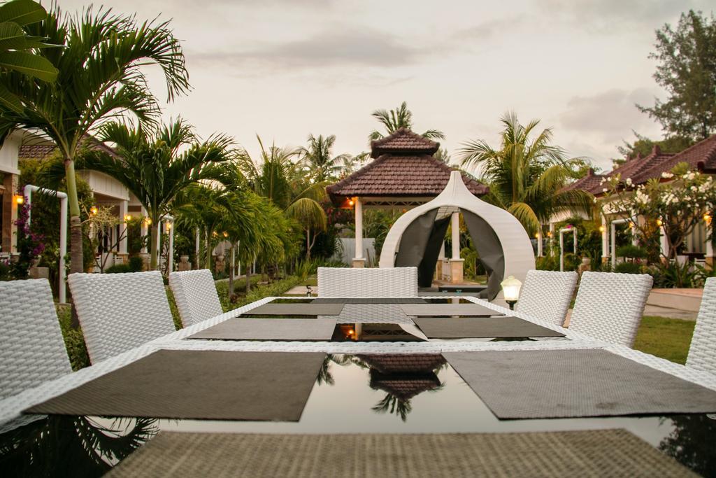 Tropical Hideaways Resort Гили Мено Екстериор снимка