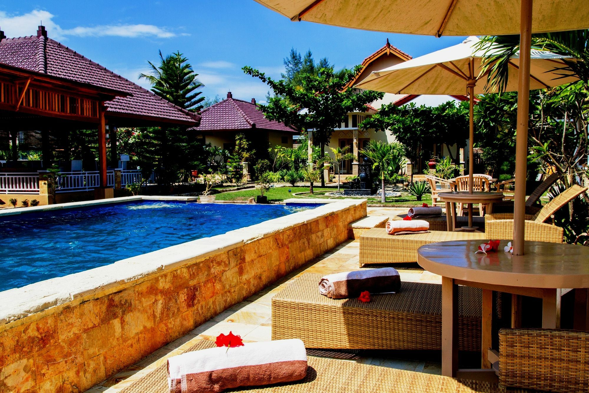 Tropical Hideaways Resort Гили Мено Екстериор снимка